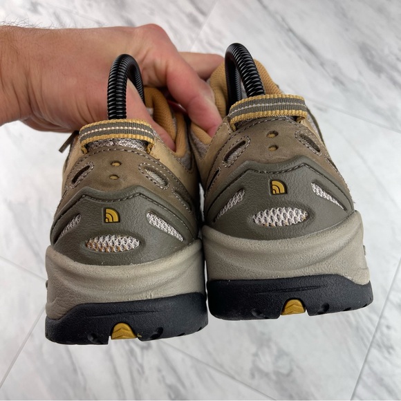 •The North Face womens hiking Sneakers shoes Size 8 TNF Trail Grip - Picture 7 of 13